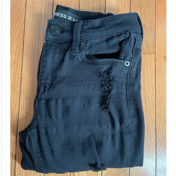 Express black mid rise distressed skinny Jean